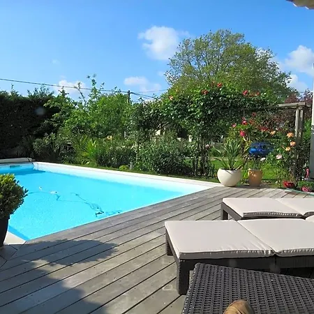 B&B Les Arums De Fondeminjean 3*