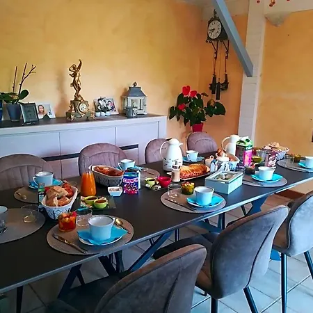 B&B Les Arums De Fondeminjean 3*