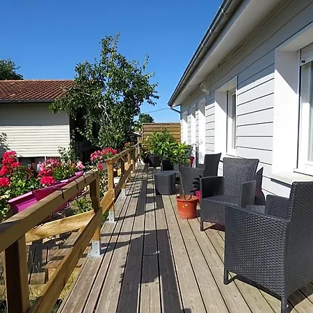 Les Arums De Fondeminjean B&B
