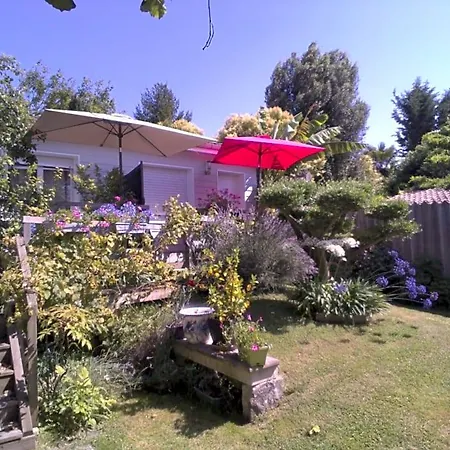 Les Arums De Fondeminjean B&B